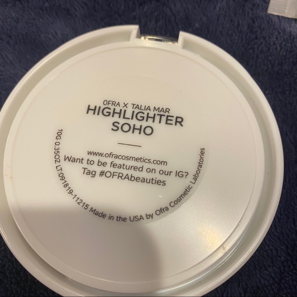 New makeup bundle - Picture 3 of 10